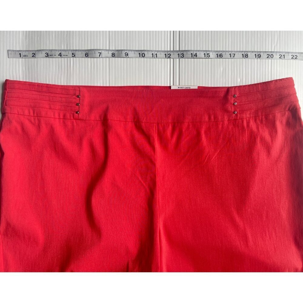 JM Collection Plus Rivet Pull-On Capri Pants, 3X - Picture 4 of 9